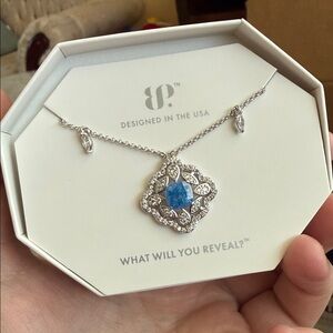 BP OG Neckline Negotiator